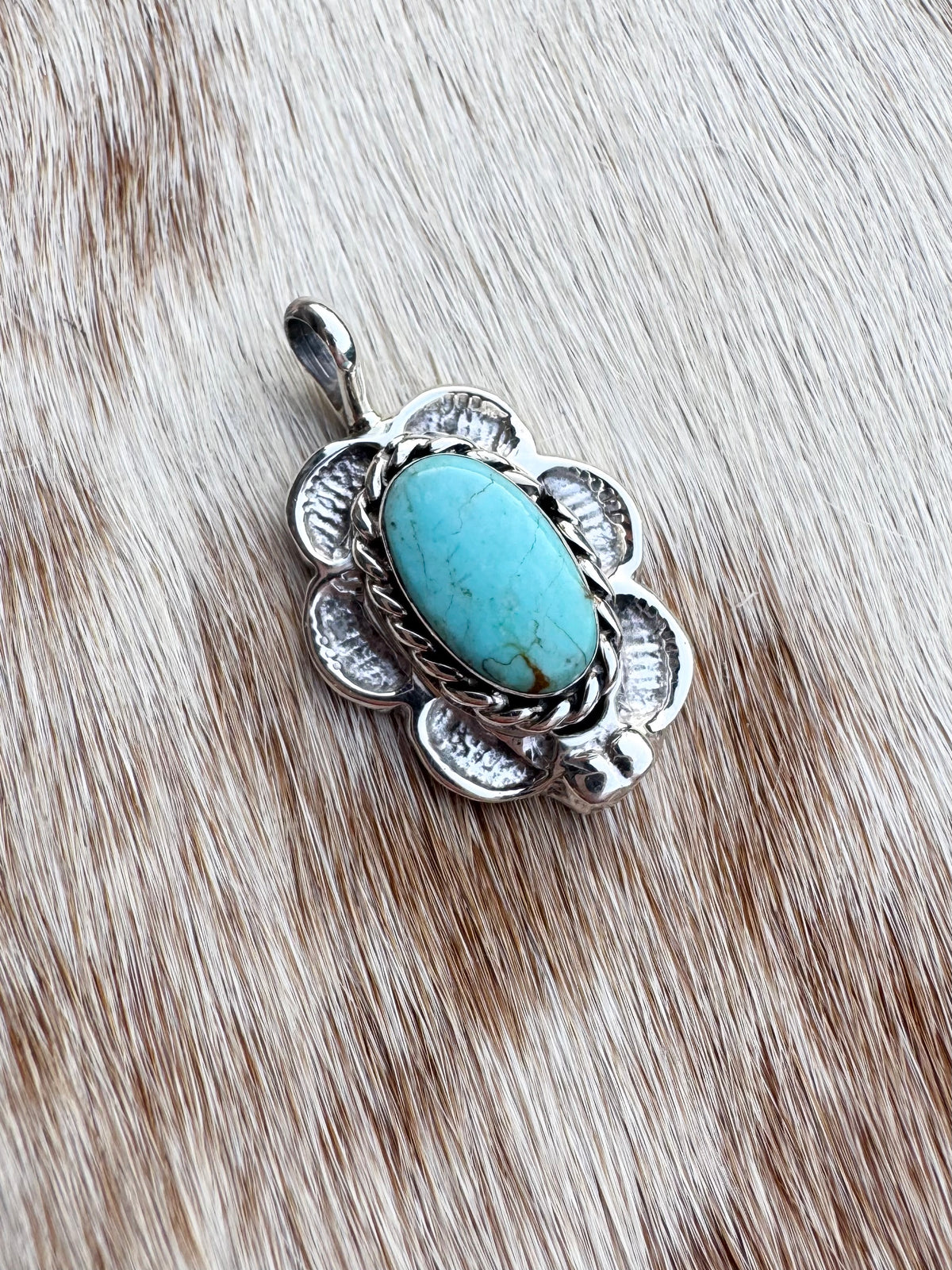 Turquoise Flower Pendent
