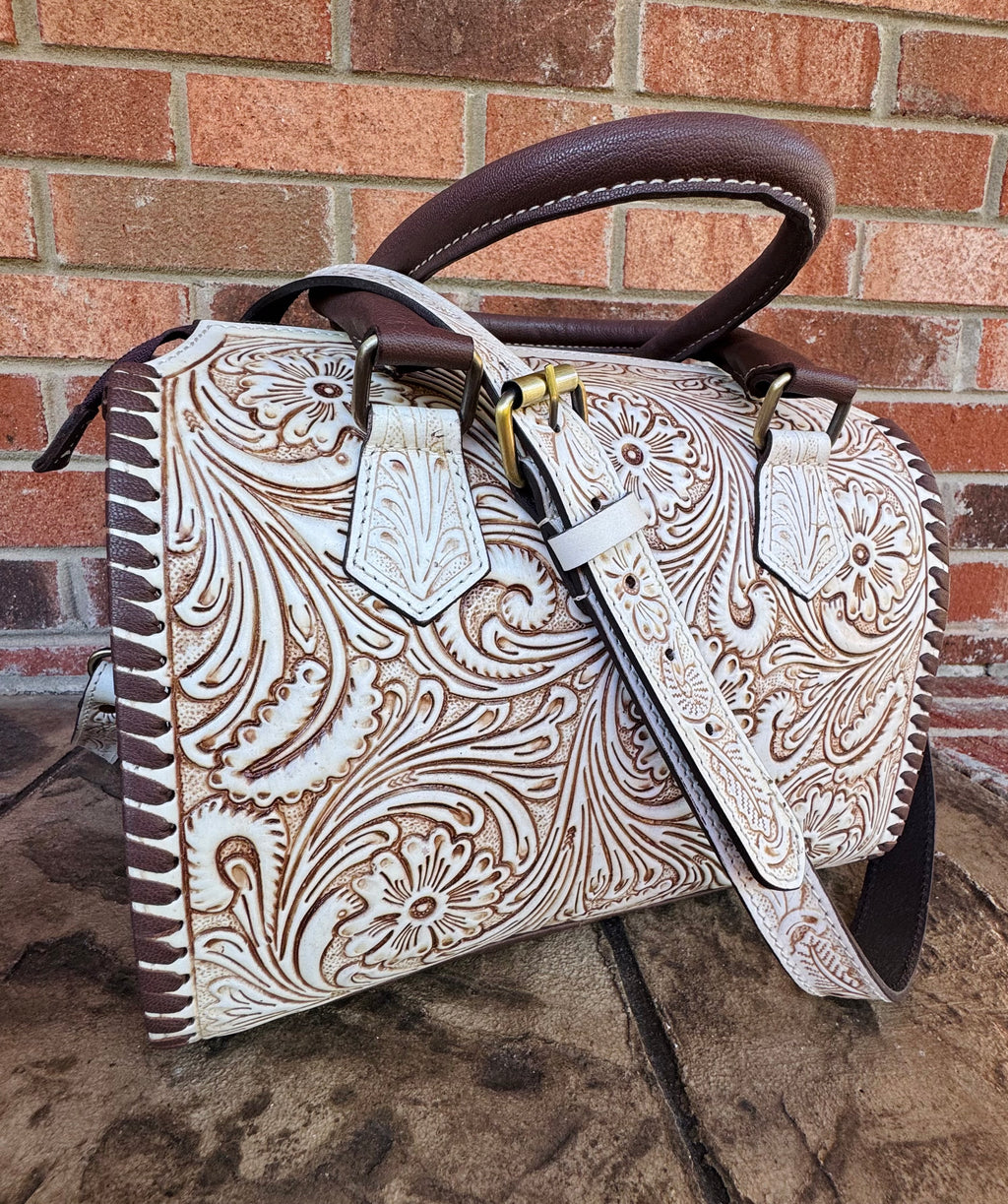 Cream Floral Speedy