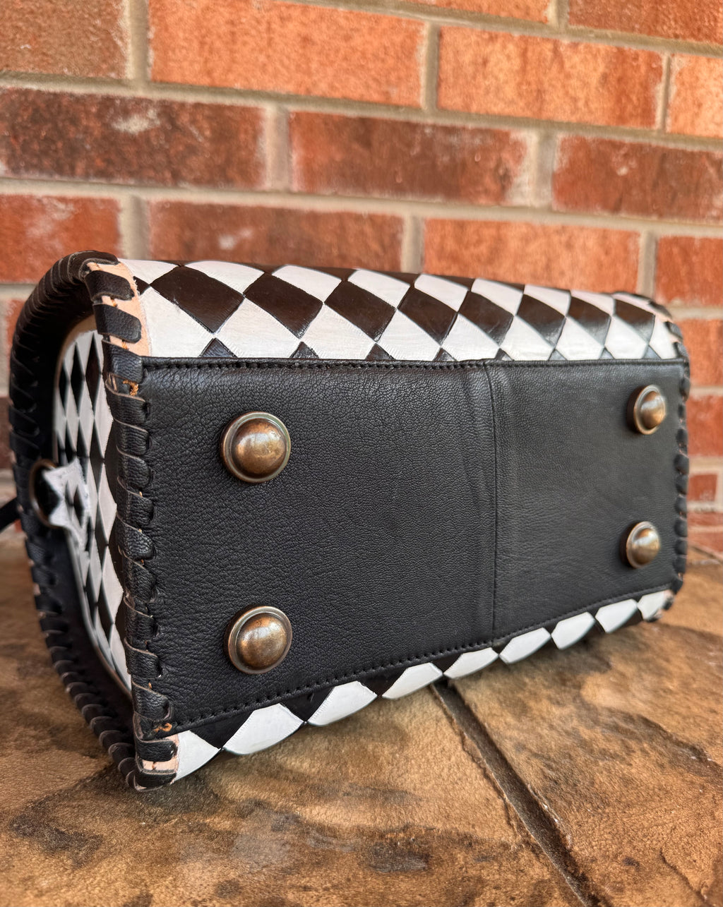 Checkered Speedy