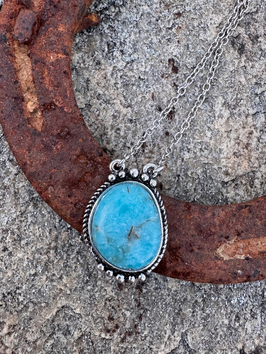 Western Oval Turquoise Necklace