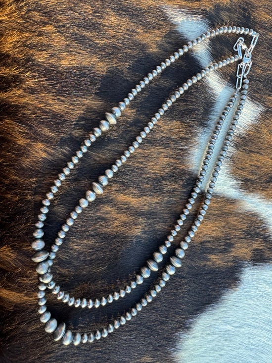 Navajo Round And Saucer Pearl Necklace