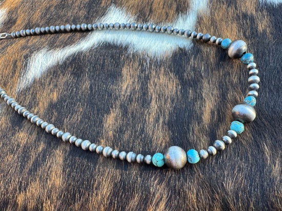 Navajo Pearl Necklace With Turquoise Beads